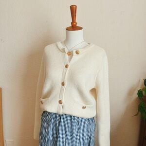 Women's Cream Sweater